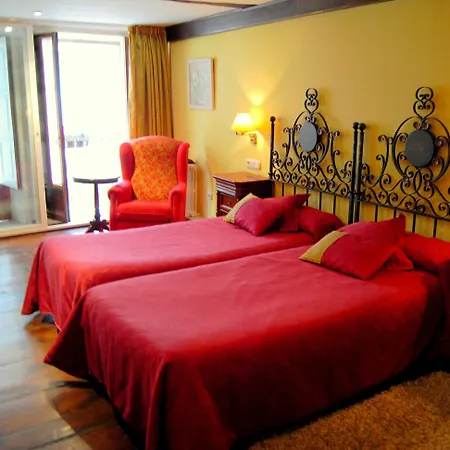 Hostal Santo Grial-3